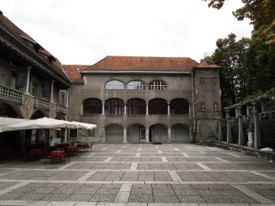 Krizanke.