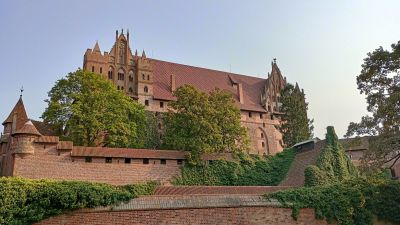 En del av den väldiga borgen.