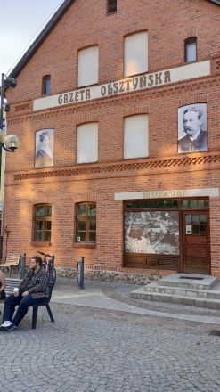 I detta hus hade Gazeta&nbsp;Olsztyńska&nbsp;&nbsp;sina lokaler (numera museum).