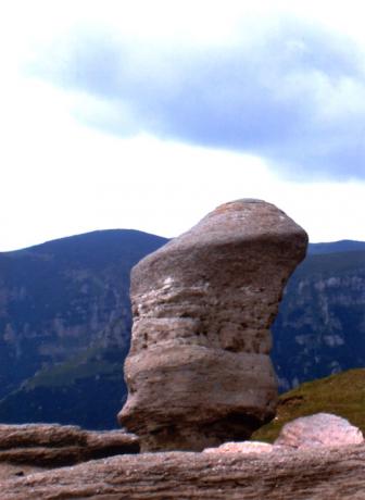 Stenformation i Bucegimassivet i Sydkarpaterna.